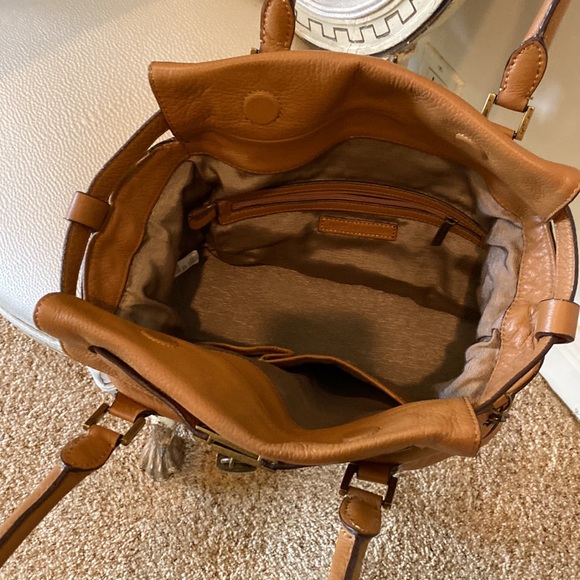 BCBGMaxAzria Medium size bag - Picture 2 of 7